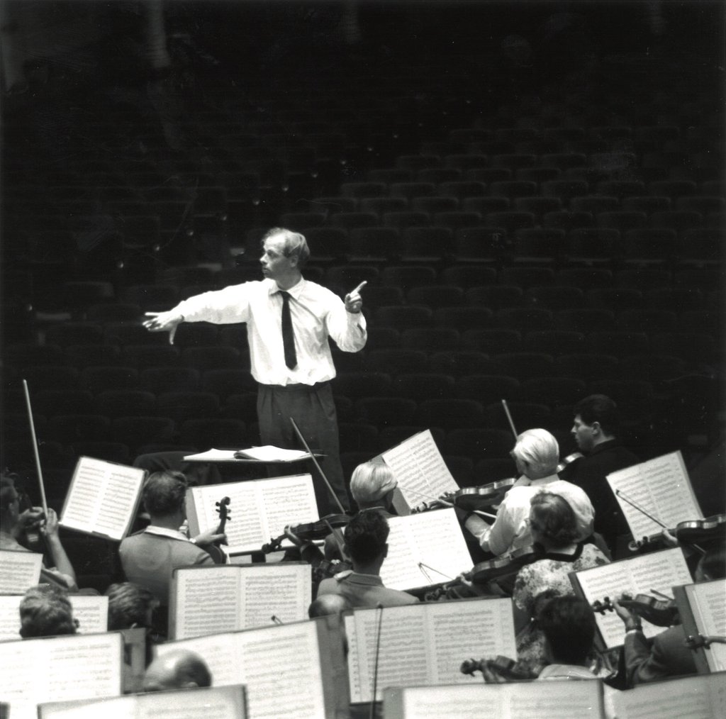 1959 - Bernard Haitink dirigeert het Concertgebouworkest