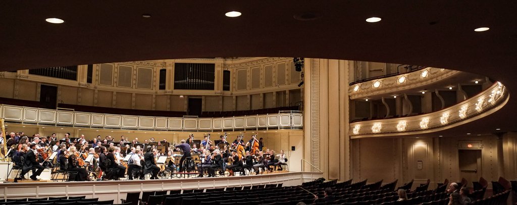 Zaalrepetitie onder leiding van Daniel Harding in de Orchestra Hall, Chicago. Voorjaar 2019