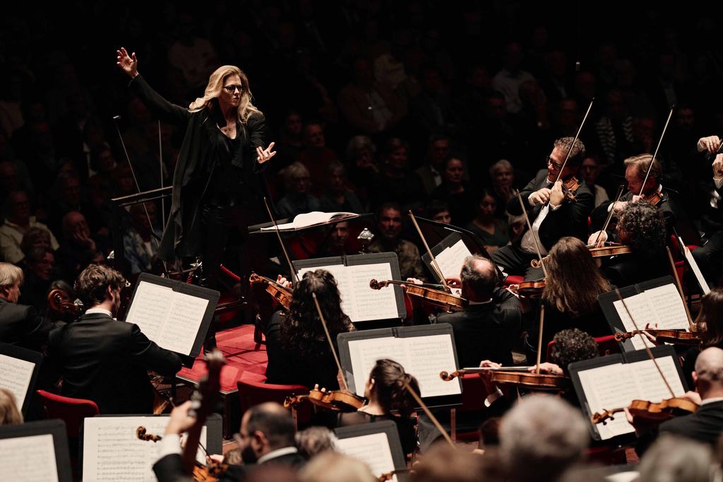 Concertgebouworkest Hannigan - 2025-10-02 21.47.24 - DSC00418 - Milagro Elstak_small