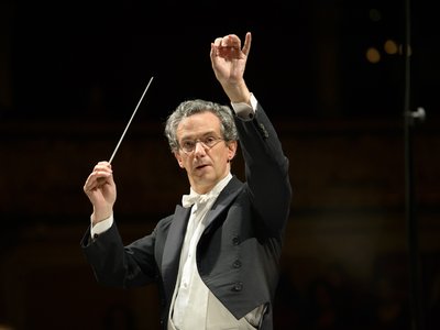 Fabio-Luisi-cr-Monika Ritterhaus-2