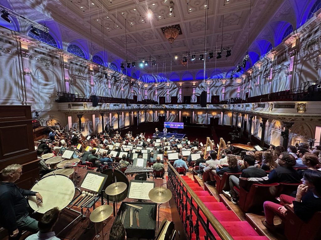 Klaus Mäkelä College Tour